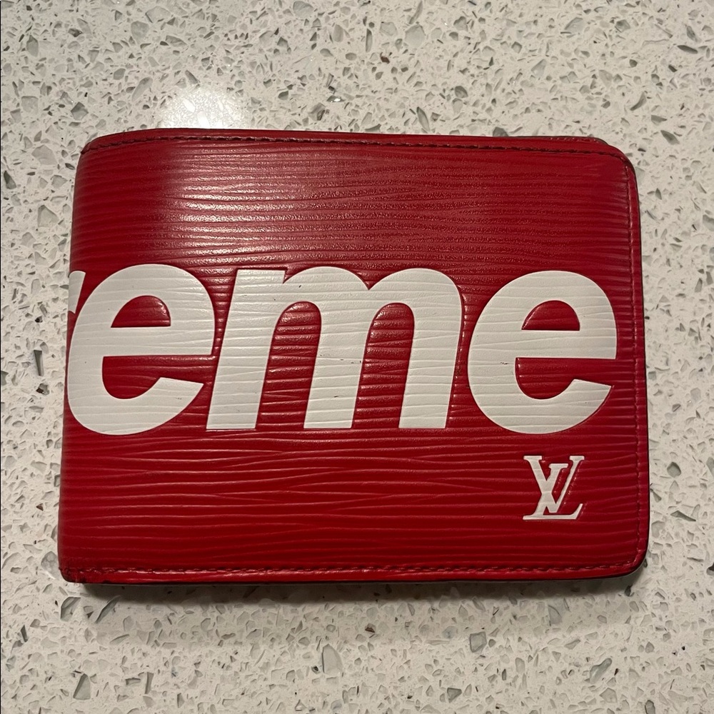 Louis Vuitton x Supreme Slender Wallet Epi Red